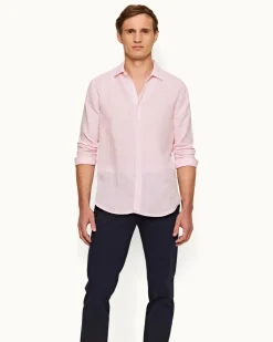 Giles Linen