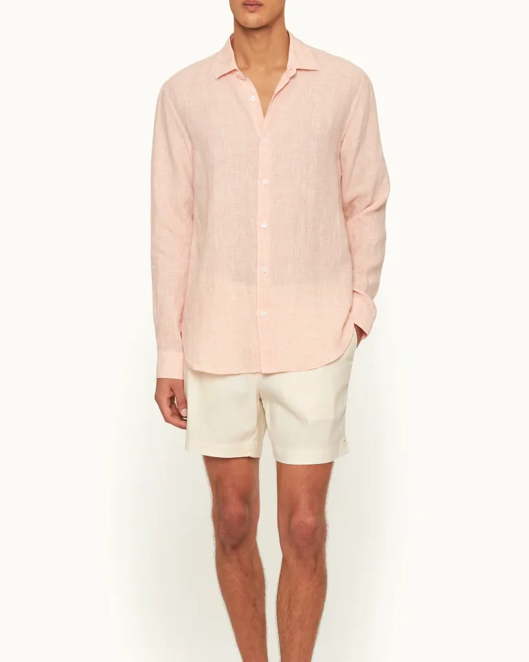 Giles Linen
