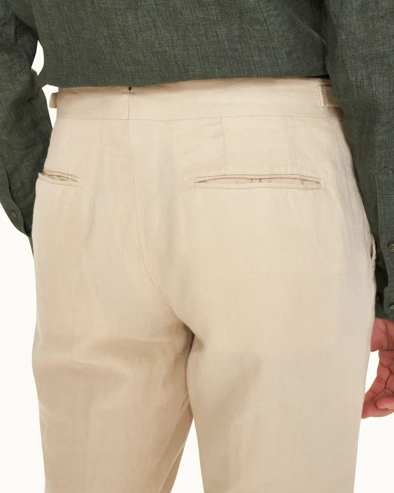 Griffon Linen